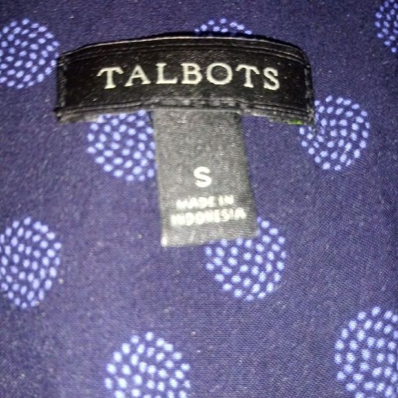 🌺 - Blue talbots button down shirt - Picture 3 of 5